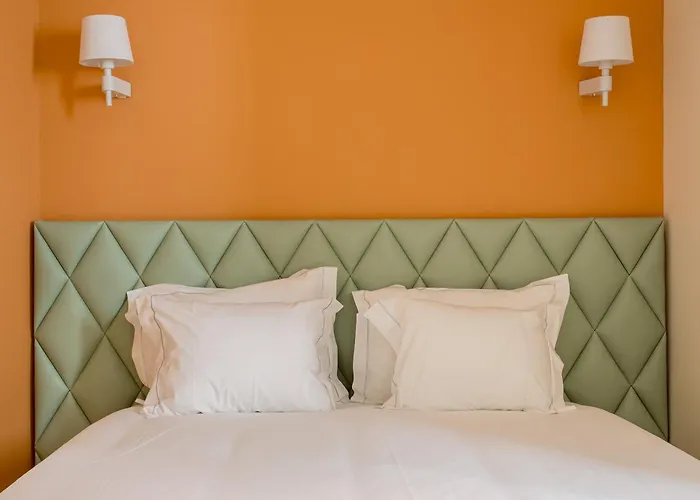 Joivy Flats Next To Rossio Square And Main Lisbon Attractions